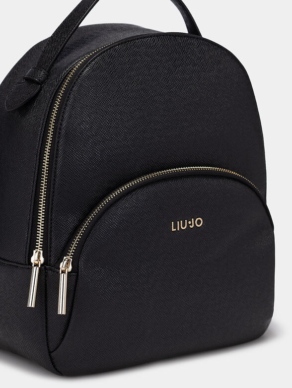 Black backpack with logo detail - 4