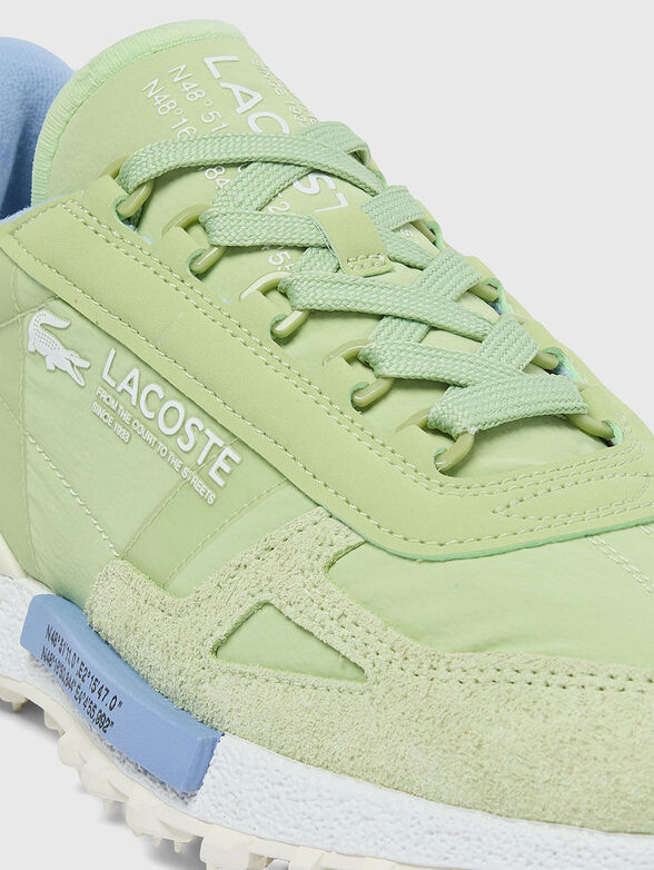 Brown sports shoes - 4