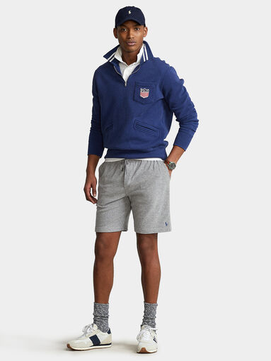 Grey sports shorts - 4