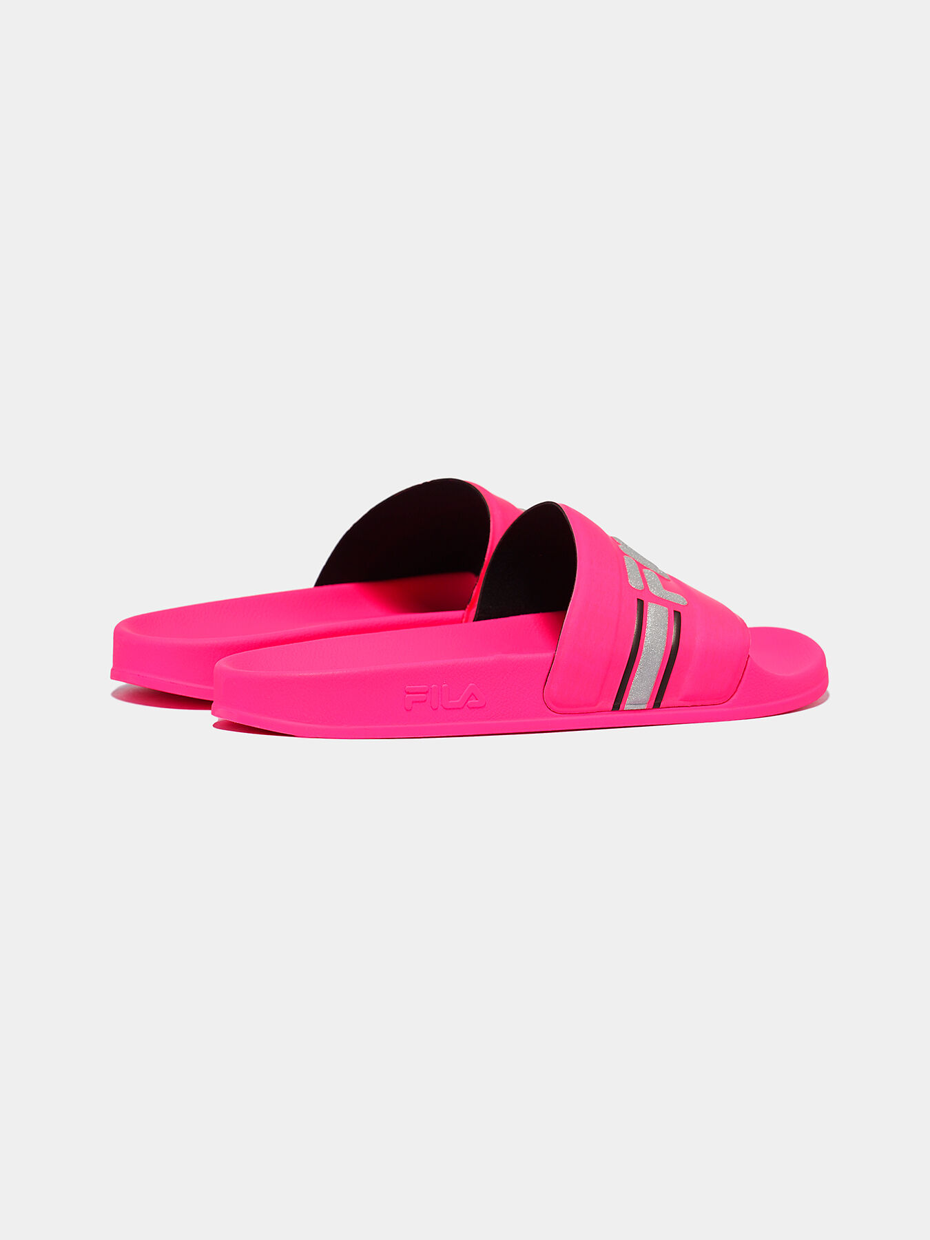Slippers in fuxia brand FILA — Globalbrandsstore.com/en