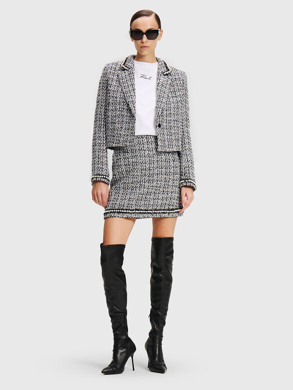 Boucle jacket with pearls - 2