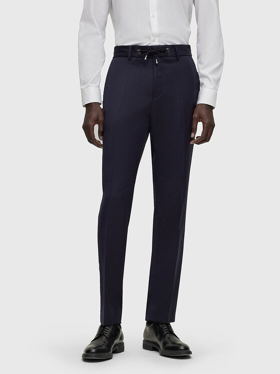Wool trousers in black colour - 1