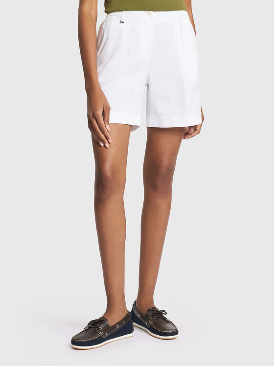 Linen shorts with logo detail - 1