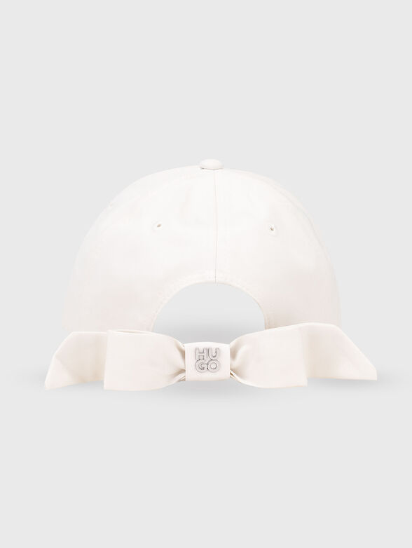 Baseball cap with accent ribbon - 2