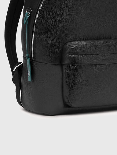 Black leather backpack  - 3