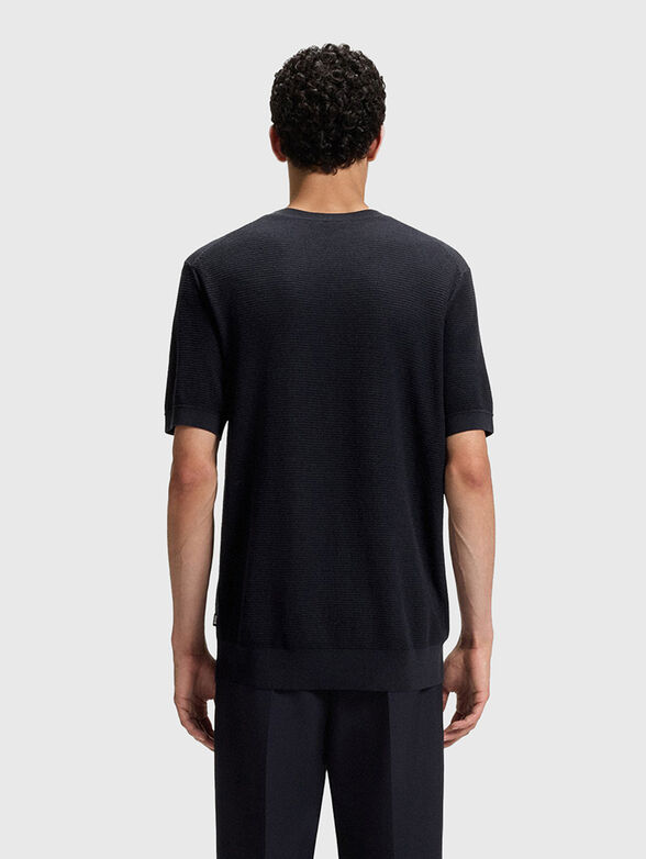 Knitted sweater with short sleeves - 3