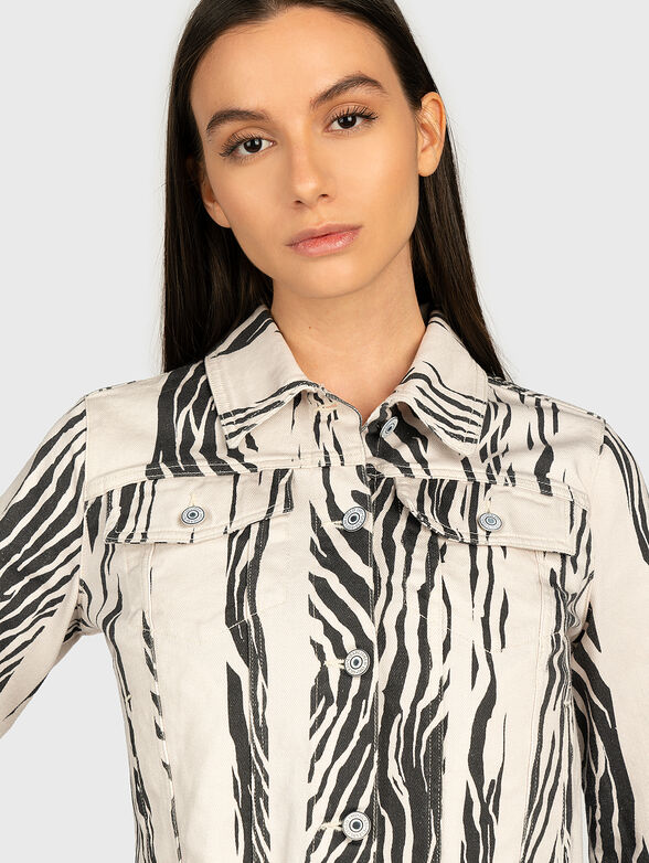 DORIA Denim jacket with print - 2