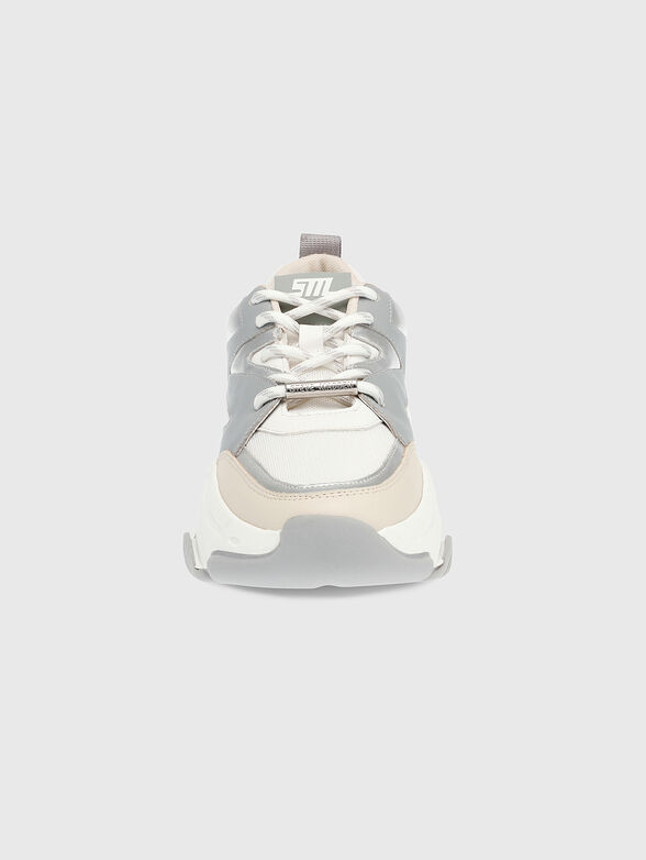 PROGRESSIVE sports shoes with contrasting details - 4