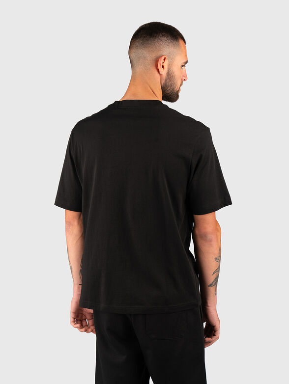 T-shirt with oval neckline and print - 3