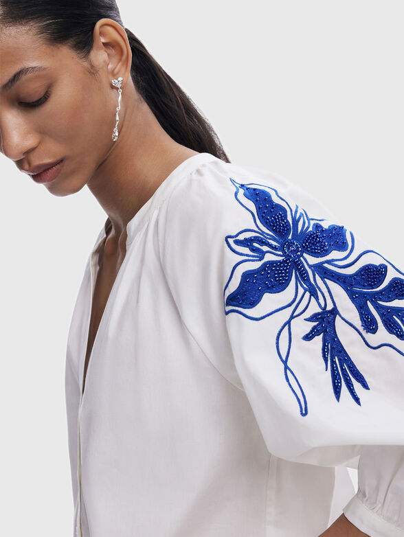 Cotton shirt with accent embroidery - 4