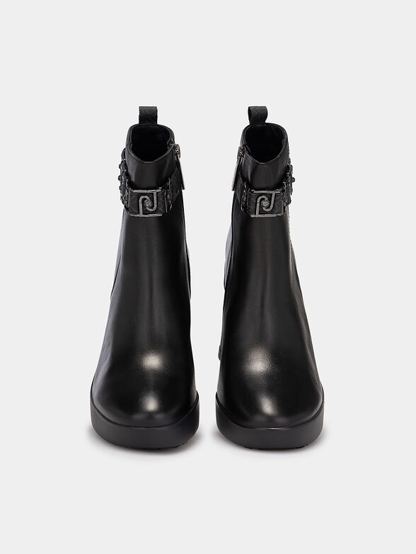 Ankle boots with logo detail - 5