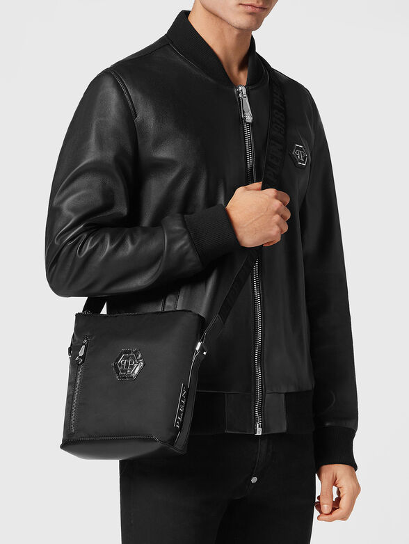 HEXAGON black crossbody bag with logo accent - 2