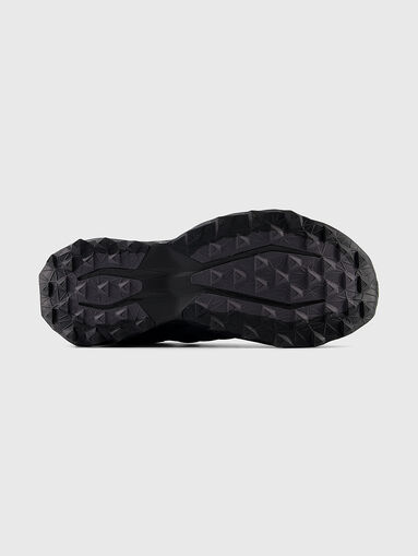 Black sports shoes - 3