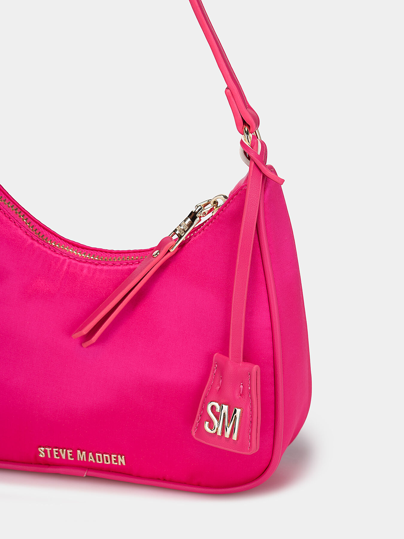 Black shoulder bag with satin texture brand STEVE MADDEN