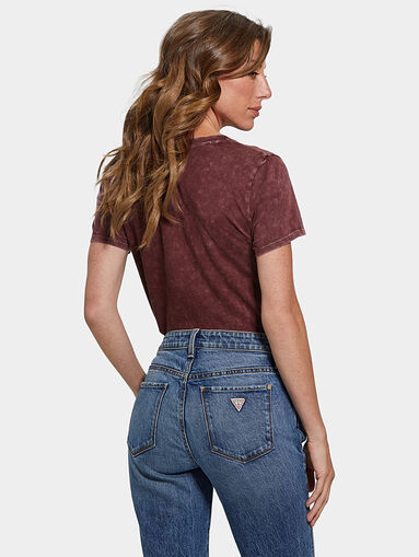 T-shirt with a multicolored print - 3