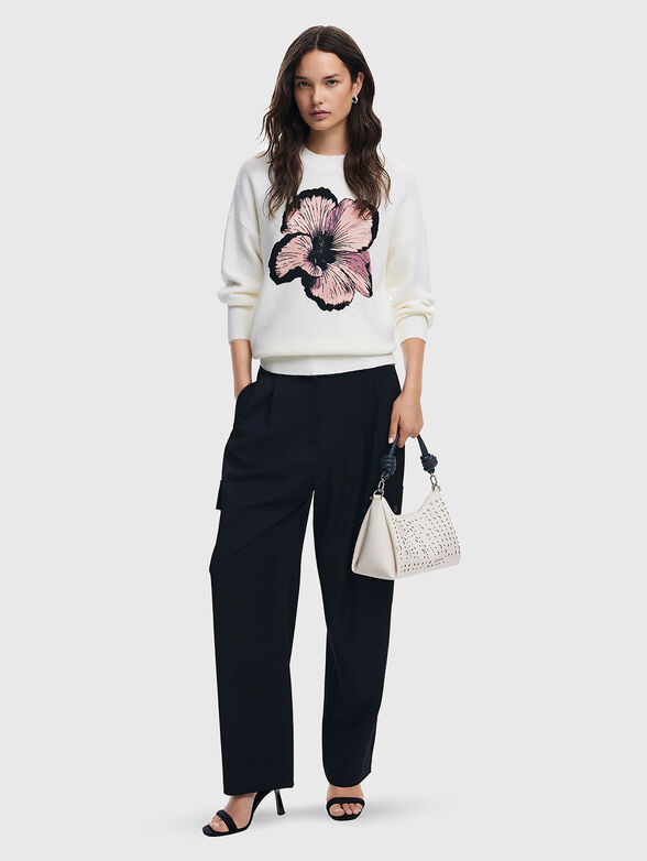 Sweater with floral embroidery - 2