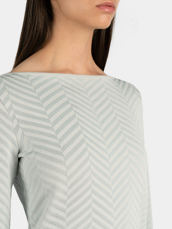 Grey textured knit sweater - 2