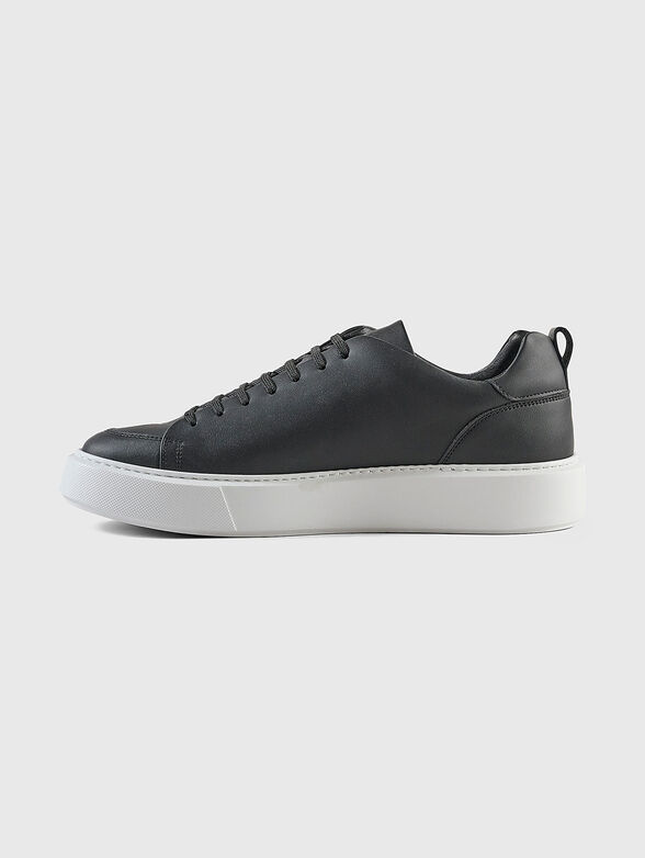 Leather sports shoes with logo - 4