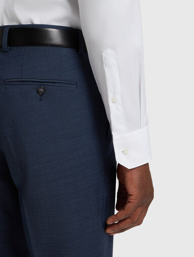 Long sleeved cotton shirt - 5