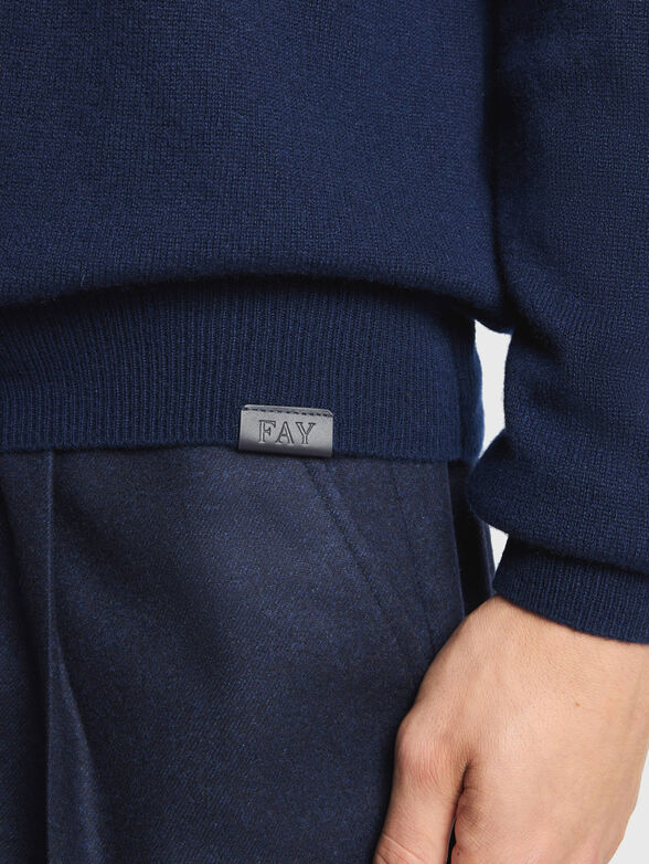 Cashmere sweater with polo collar - 4