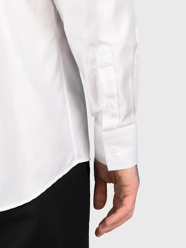 White shirt - 4