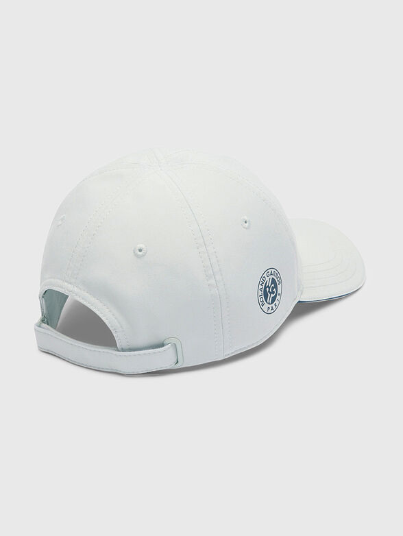 Baseball cap with logo embroidery - 2