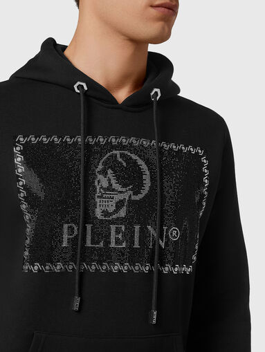 Black hooded sweatshirt with rhinestones - 3