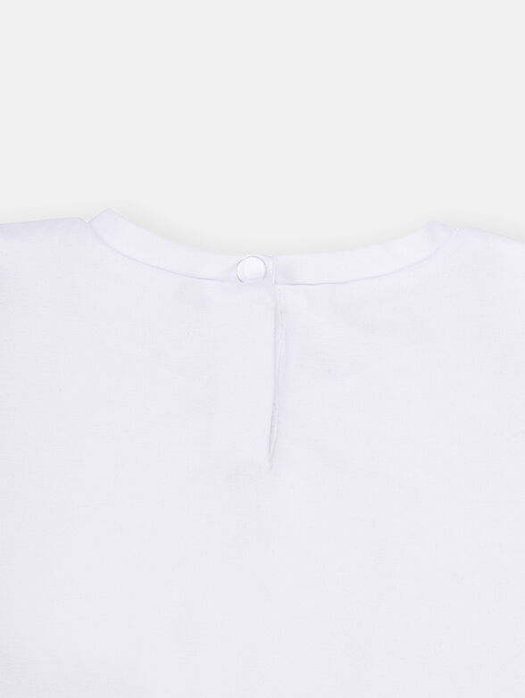 White T-shirt with accent sleeves - 4