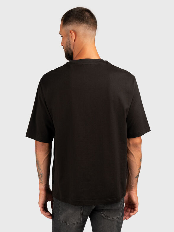 Cotton T-shirt with accent pocket - 3