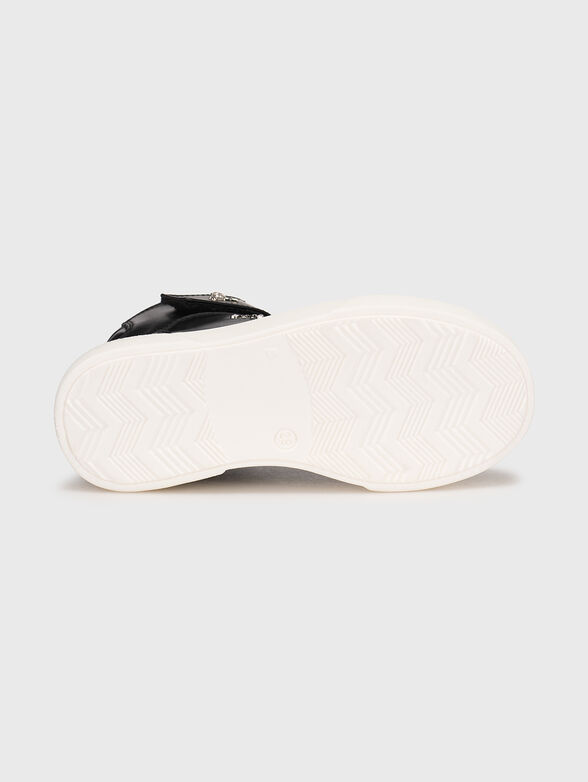 Leather sports shoes with logo details - 5
