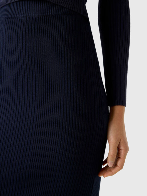 Ribbed skirt in dark blue - 3