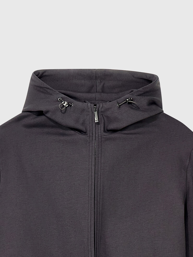 Hooded jacket with a zip - 3
