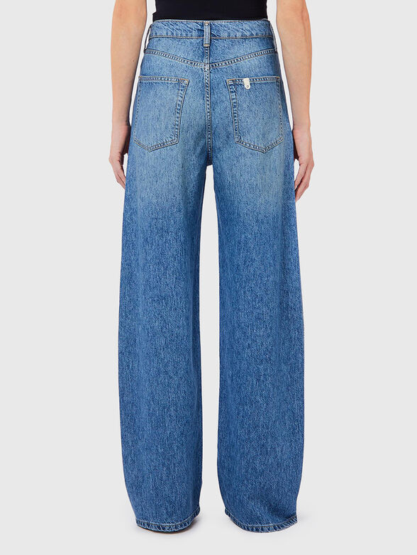 Jeans with animal print and appliqu&eacute; crystals - 2