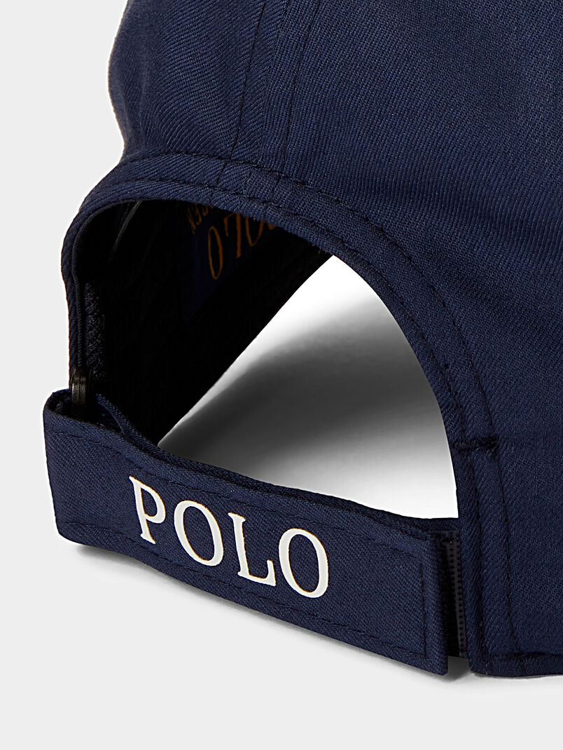 Blue baseball cap with logo - 3