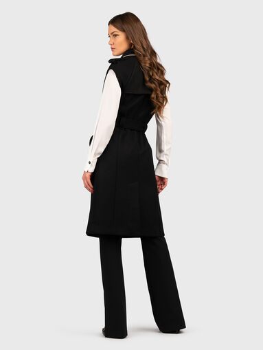 Vest with double-breasted fastening - 3