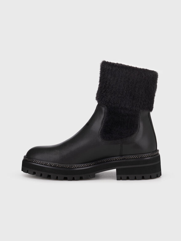 Black boots - 4