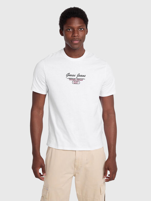 Slim T-shirt with oval neckline - 1