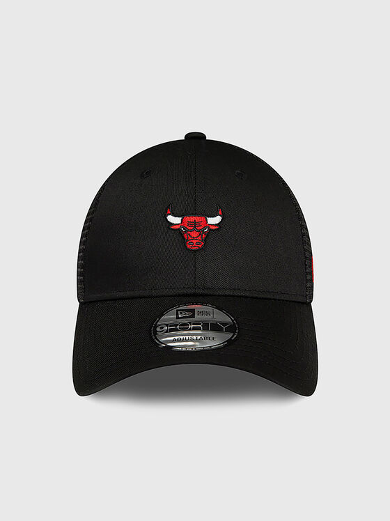 Черна шапка с козирка HOME FIELD 9FORTY TRUCKER - 1