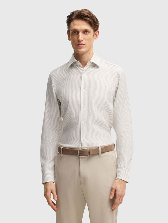 Linen shirt with long sleeves - 1