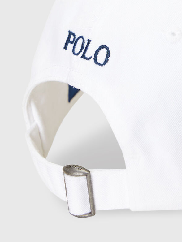 Baseball cap with logo - 4