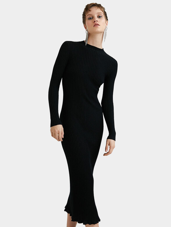 Long black dress - 1