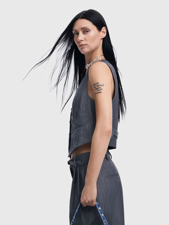 Grey vest with embroidery - 4