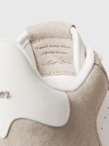 Sneakers with a logo detail - 4