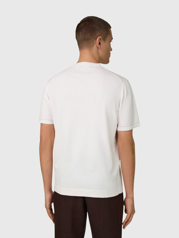 White t-shirt - 2