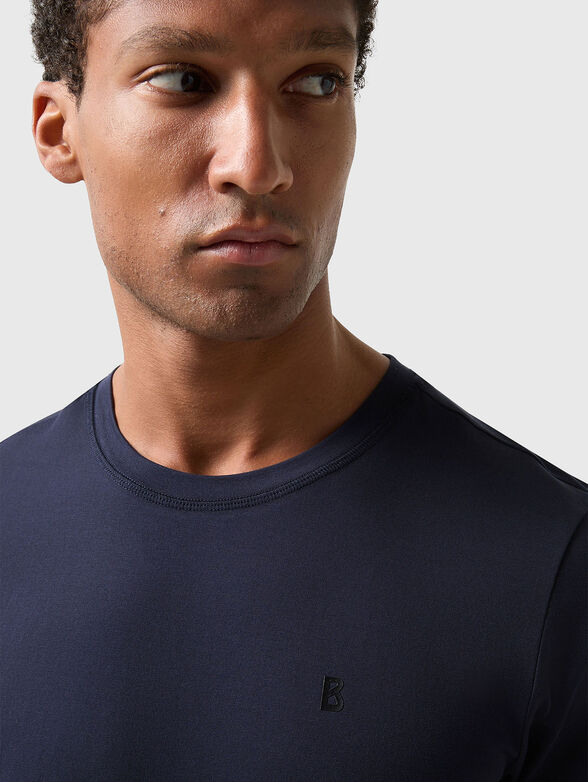 ROC T-shirt with oval neckline in beige - 4