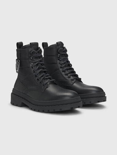 Leather boots with detail - 2