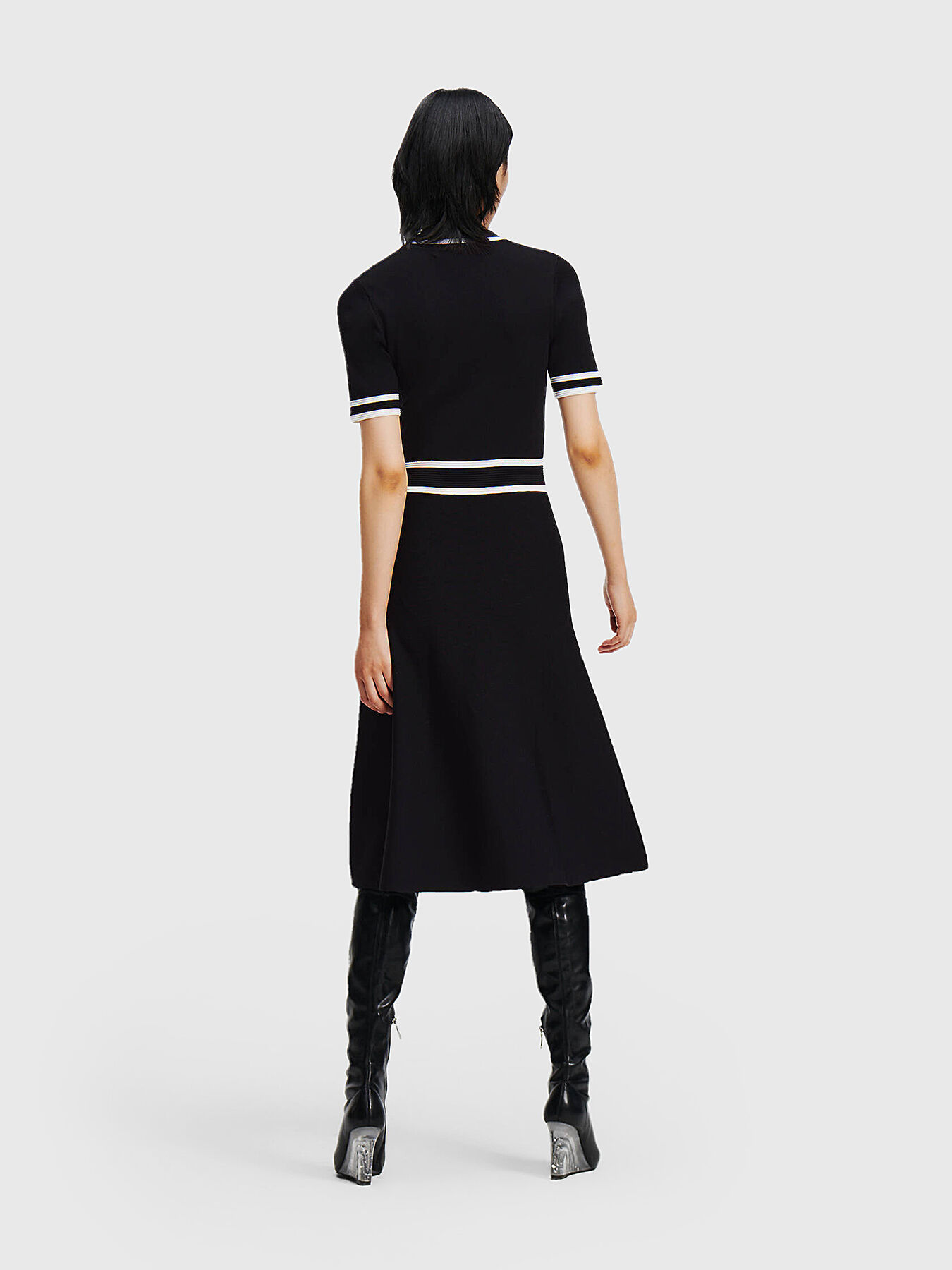 KARL LAGERFELD ニットテラトトラウサ 236W1003 998BLACKWHITE Karl Lagerfeld V-neck two-tone Cardigan | Black | FARFETCH