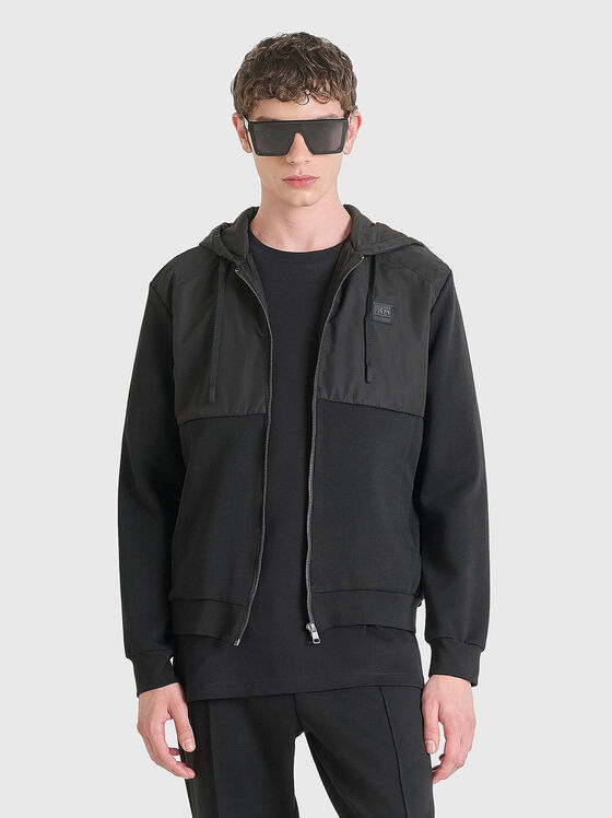 Суитшърт с качулка и лого детайл - 1