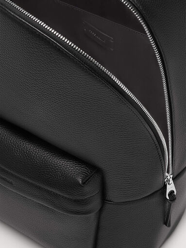 Black leather backpack  - 4