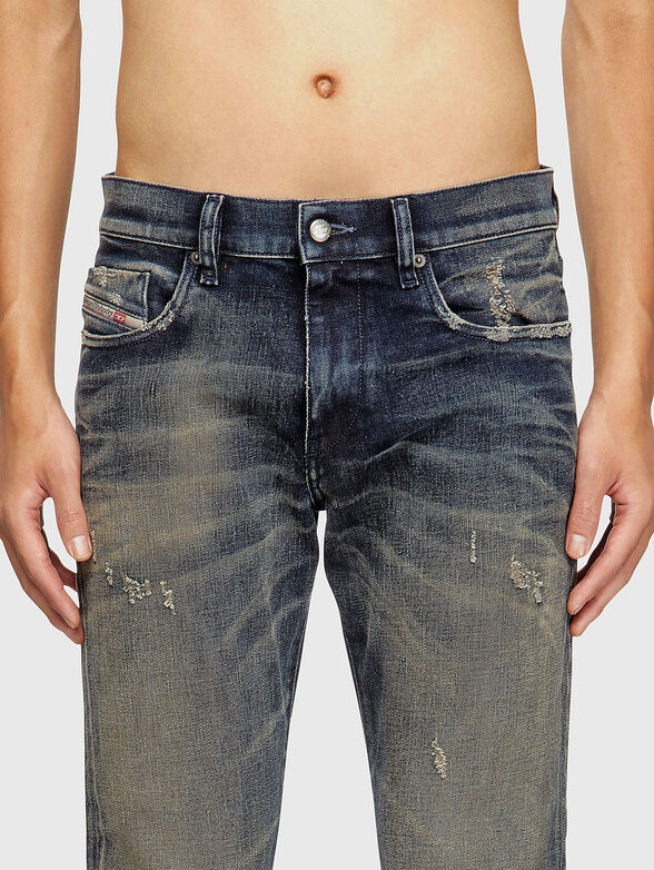2019 D-STRUKT L.34 jeans with accent rips - 3